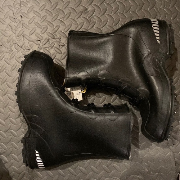 LaCrosse Mens Size 11 Work Boots Overshoe Tracktion 4 Buckle Insulated Black - Picture 2 of 13